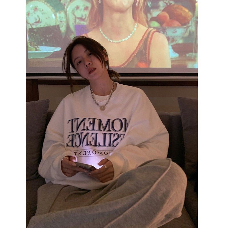 Women's Casual Round Neck Loose Sweater for Spring/Autumn