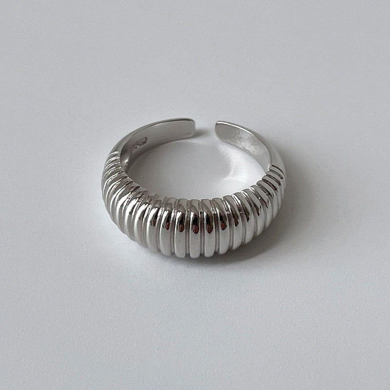 Plaid Women's Retro Striped Open Ring for Hip Hop Style