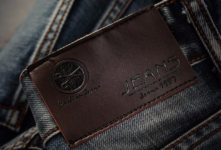 Classic Vintage Wash Long Denim Jeans in Grey
